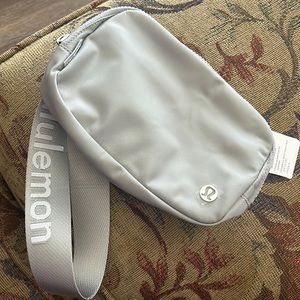 lululemon grey everywhere belt bag